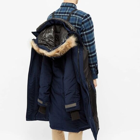 Mens Canada Goose Updated Westmount Parka in Navy | Size: Medium | NWT - Picture 9 of 11